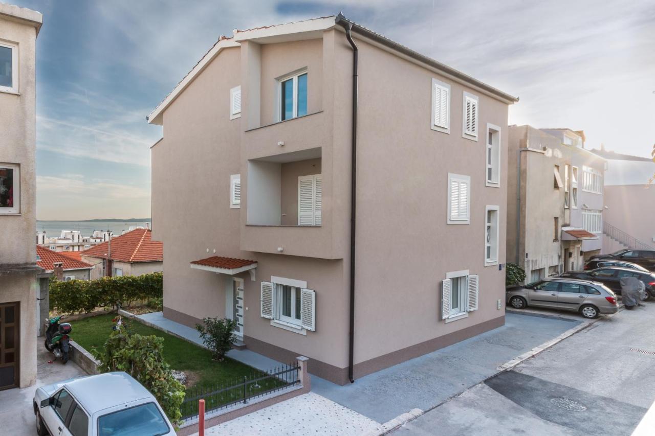 Apartments Lusani Сплит Экстерьер фото
