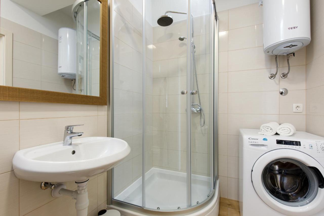 Apartments Lusani Сплит Экстерьер фото