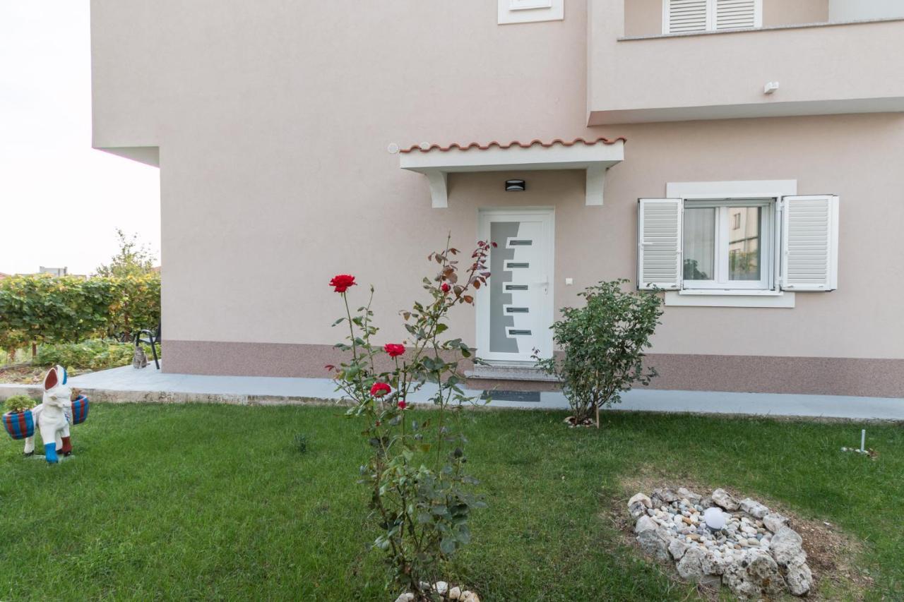 Apartments Lusani Сплит Экстерьер фото