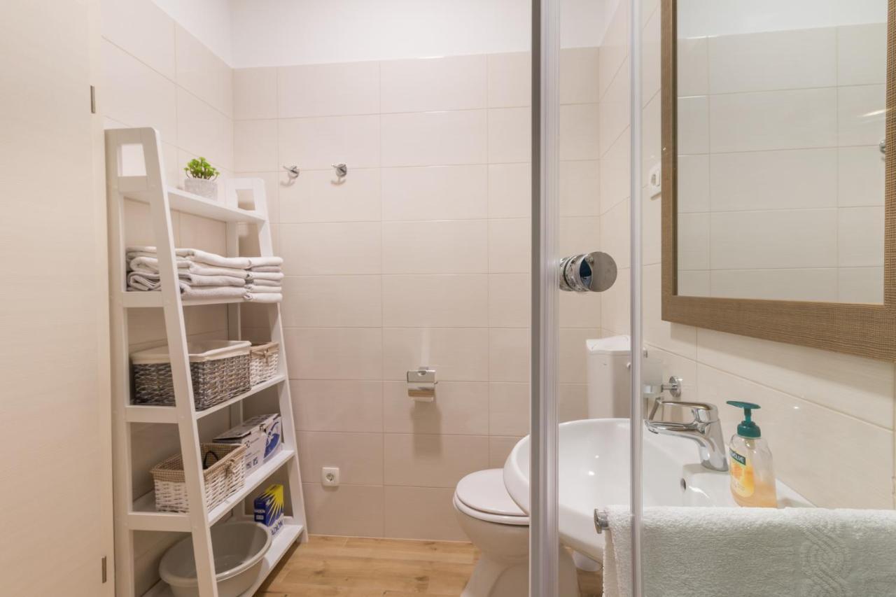 Apartments Lusani Сплит Экстерьер фото